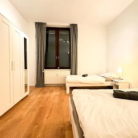 Kamp's 56 - Moderne Monteurswohnung In Horn Lehe *